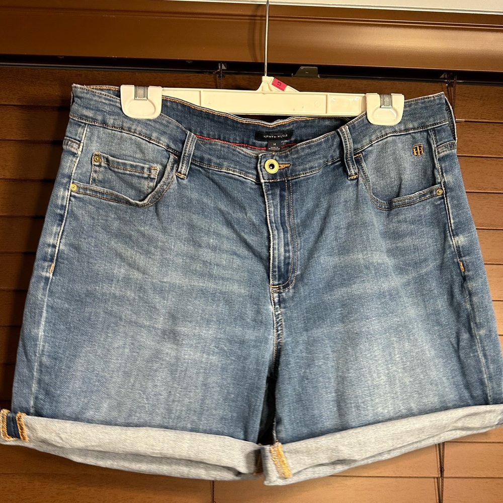 Tommy Hilfiger Jean Shorts Size 14